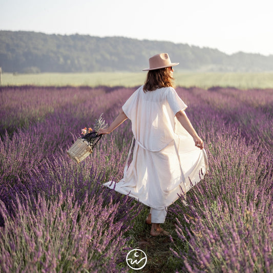 The Power of Fragrance in Gifting: How Scent Turns a Gift into a Beautiful Memory